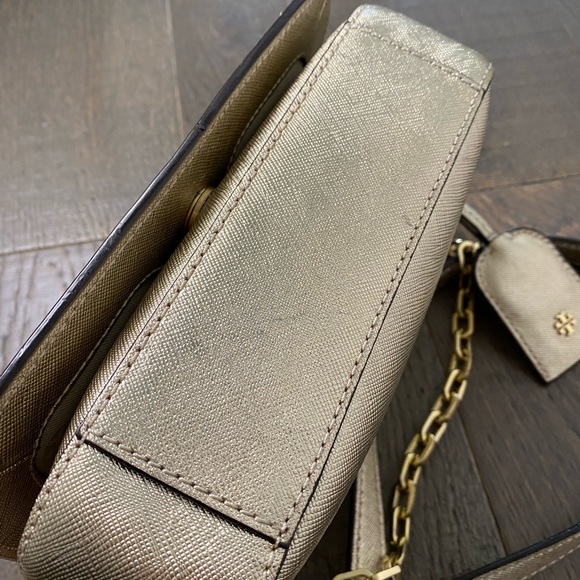 Tory Burch Robinson gold shoulder bag - Picture 5 of 5